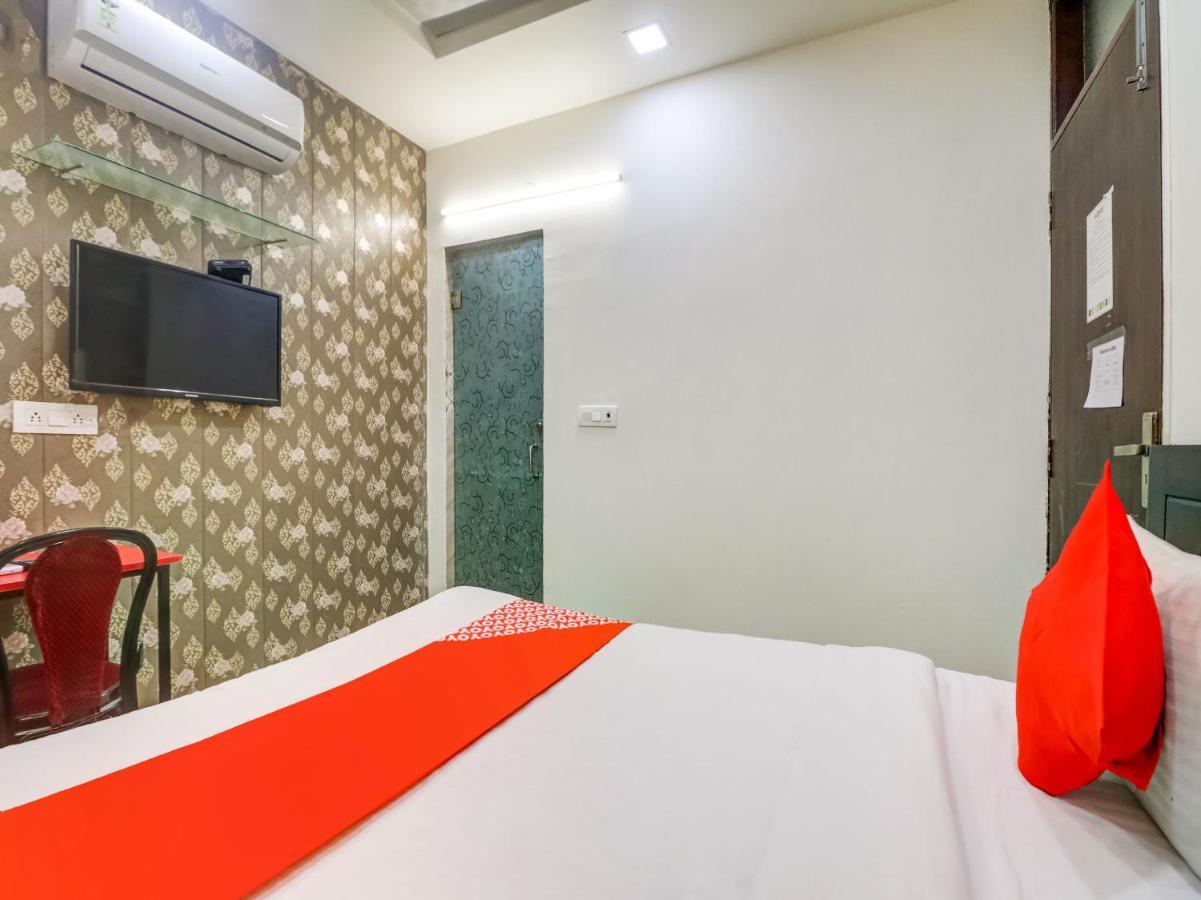 Hôtel Oyo 74060 Taj Residency à New Delhi Extérieur photo
