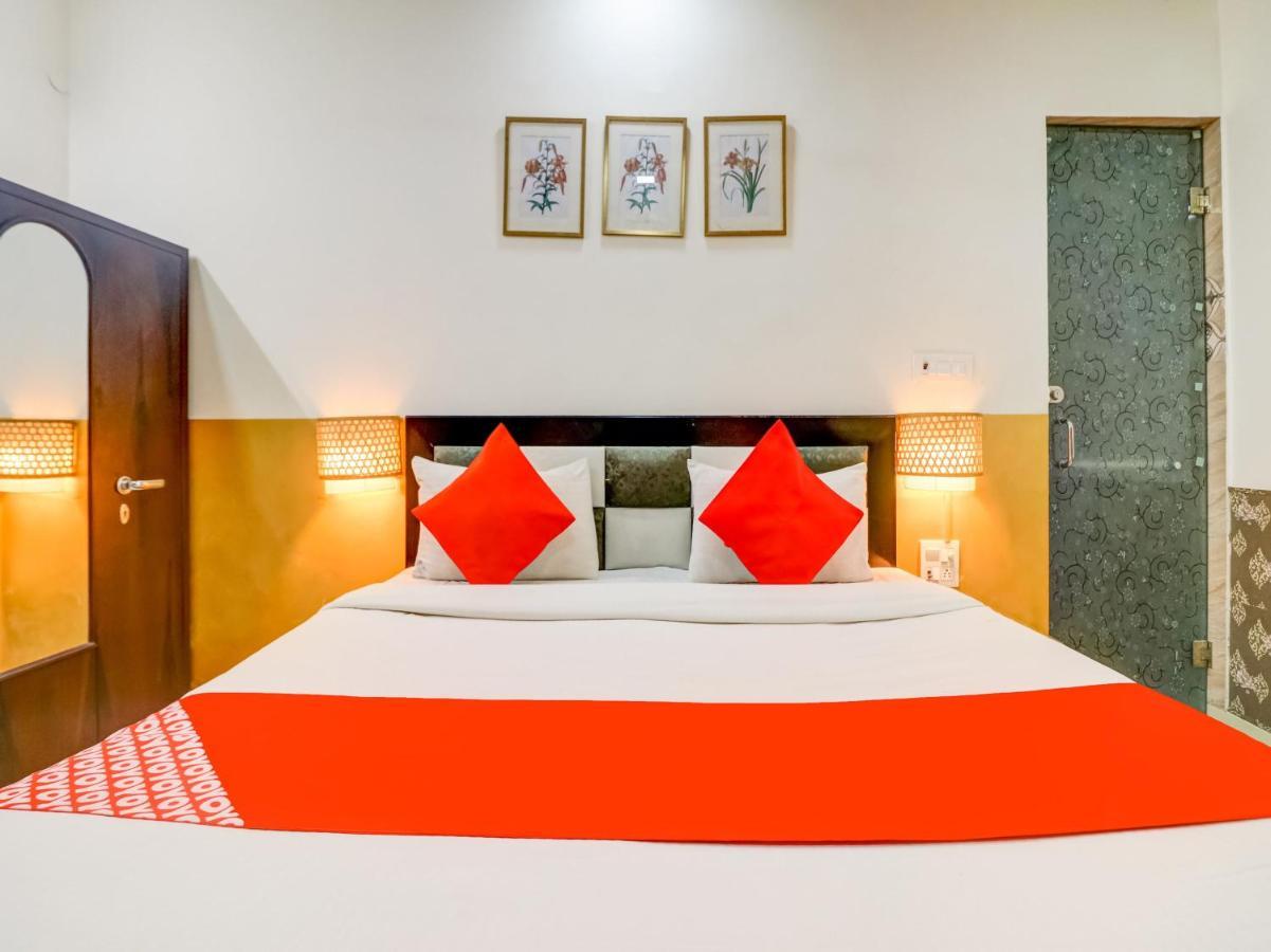 Hôtel Oyo 74060 Taj Residency à New Delhi Extérieur photo